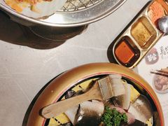 -草家酱蟹炭火烤肉店(珲春南路一店)