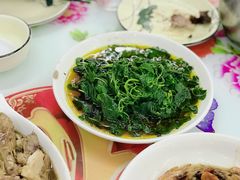 清炒草头-阿马土菜馆