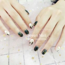 -Seven Nail七姑娘の美甲店