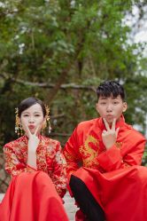 -现代经典婚纱摄影