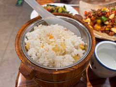 -滇香肴·云南菜蒸汽石锅鱼(云南北路店)