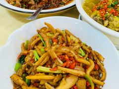 -笨罗卜浏阳菜馆(太平街店)
