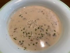 -萨莉亚(巴黎春天成山店)