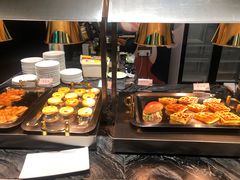 -三英温泉度假酒店-自助餐厅