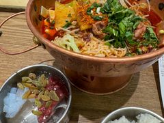 -成都你六姐·牛肉冒菜(城市集市合生汇店)