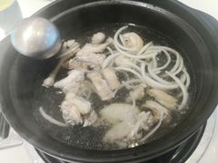 -东椰·海南椰子鸡火锅(朝阳门店)
