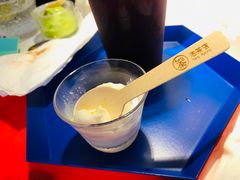 茉莉花冰淇淋-茶是一枝花泡茶店