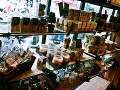 -红跑车蛋糕世界(清江路店)