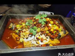 -辣尚瘾·烤鱼·新川菜(交大直营店)