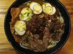 -花溪巷牛肉粉(泉城路店)