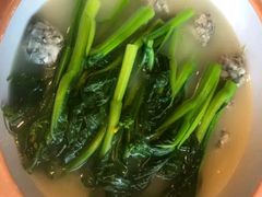 鱼丸浸菜心-香山家宴