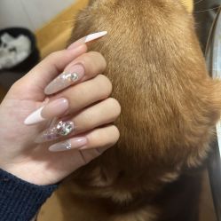 -纤贝儿美甲·科技美肤