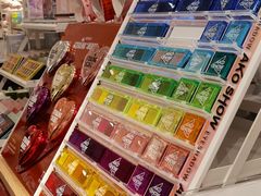 -名创优品(广东省广州琶洲保利广场店)