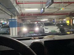 -国华国际广场-地下停车场