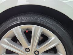 -爱车行 奥迪 奔驰 宝马 保时捷 路虎 专业 维修保养 原厂 奥迪改装升级 中心(静安店)