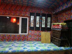 -鱼窝棚柴火铁锅炖(富山屯店)