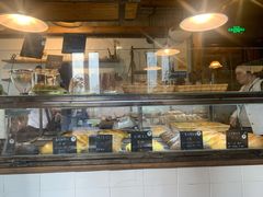 面包甜点陈列柜-仙峰天然面包(迎宾路店)