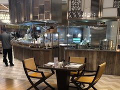 -三迪希尔顿酒店欢厨自助餐厅·高空闽江全景