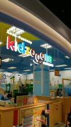 -莫莉幻想儿童乐园(三河燕郊永旺店)