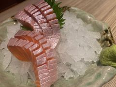 三文鱼背刺身-小山日本料理(兴业太古汇店)