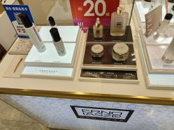 -奥伦纳素Erno Laszlo