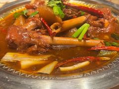 -街角等你.大连海鲜烧烤.经典铁板海鲜串(西安路店)