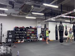 -FIGHTMAN格斗俱乐部(长宁临空店)