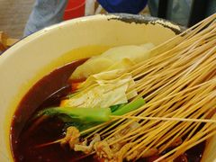 -拈签一笑黄牛肉辣卤串串
