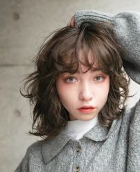 -十六番发型师事务所