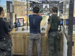 -都市枪神实弹射击俱乐部