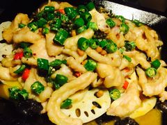 -炭舍干锅·烤鱼(扬名广场店)