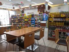 -全家便利店(南峰中心店)