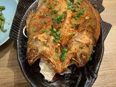 -蜜桃餐厅·伴山(湖滨商业街店)