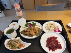 -爱陪伴尊享月子中心(国际店)