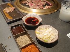 -铭牛烧肉·和牛海鲜自助(高新月牙湖店)