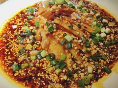 酒阳招风耳-酒阳蒸经小酒馆(解放碑店)