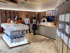 -银座仁志川·生吐司专门店(香港广场店)