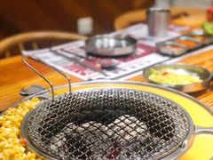 -青瓦炭韩潮烤肉(花园道店)