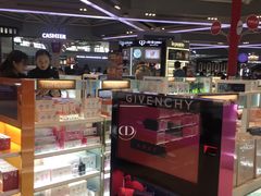-日上免税店(三径路t3店)