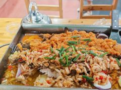 -宏兴烤鱼山庄(宣恩总店)