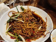 -乡土特色.冷锅鱼.牦牛肉汤锅