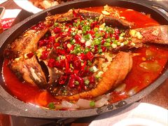 麻辣无骨烤鱼-二厨·吊桥小院·脆皮烧鸡公·本地农家菜(沿江西路店)