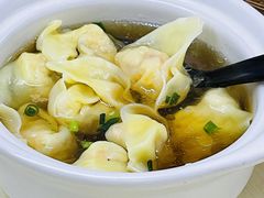蟹粉虾仁大馄饨8只-莱莱小笼·乔艾