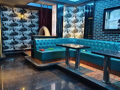 -魔方娱乐空间(兴华路店)