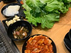 -肉甲韩国木炭烤肉(新壹街1店)