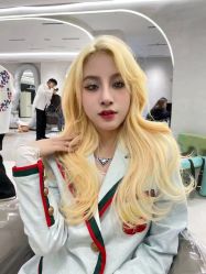 -3·3HAIR SALON