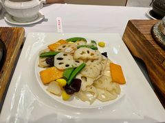 荷塘月色-胜记为食家·创新粤菜(车公庙店)