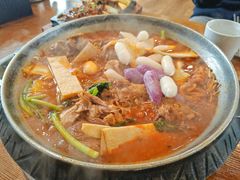-喇喇排骨火锅·传统韩式脊骨汤(望京西园总店)
