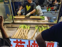 -大学城夜市大排档(凤栖路店)