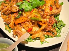 -大头虾越式风味餐厅(光明广场店)